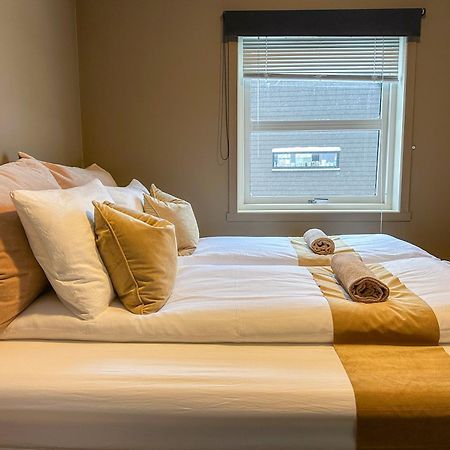 For Groups & Families - Free Parking & Near Attractions Apartment Tromso Exterior photo